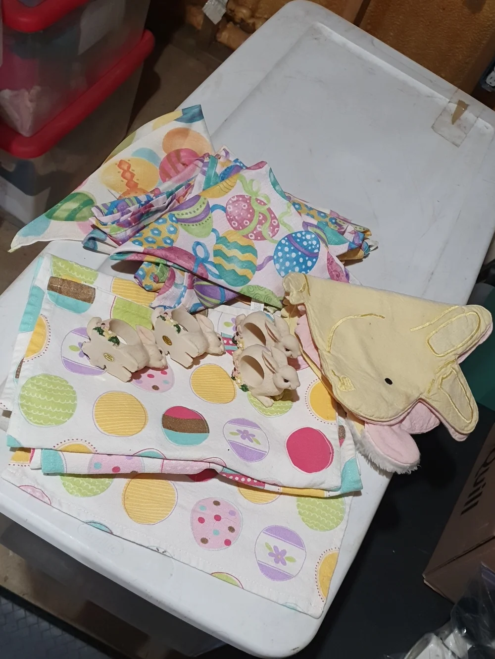 Easter Themed Table Accessories - Multicolor